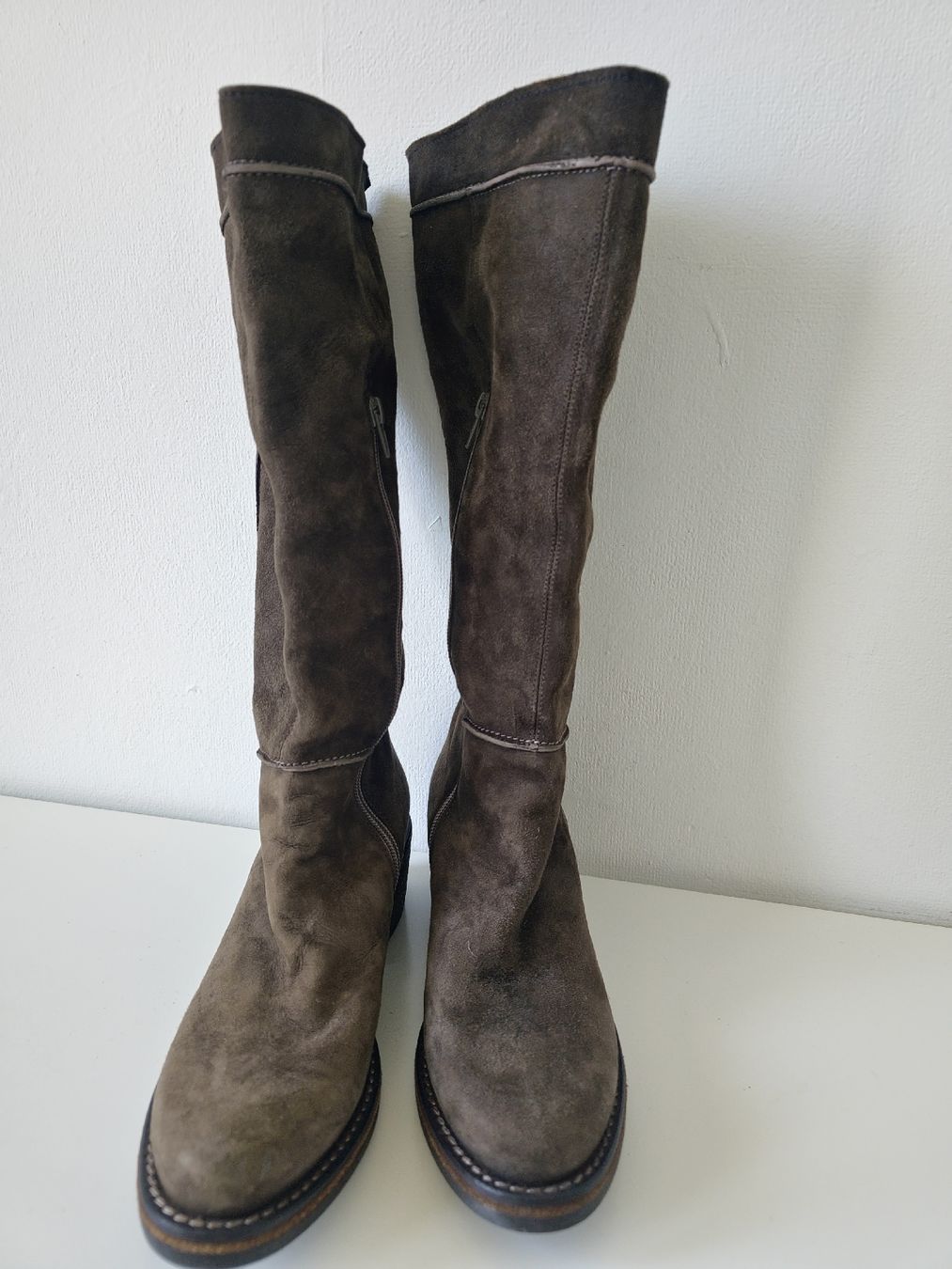 Vic Matié Herrenschuhe: Vic Matie Wildleder Stiefel Gr. 38 – Neu (gemäss Beschreibung) aus Luzern von TausendD