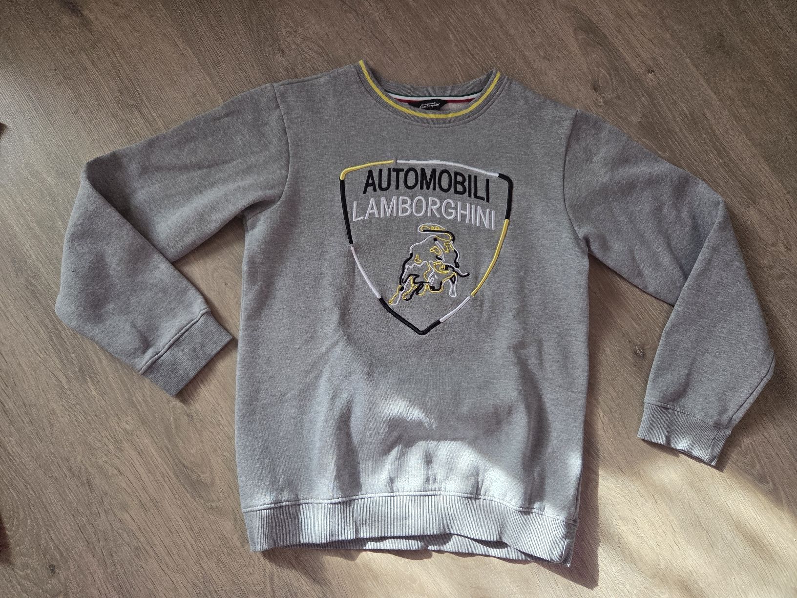 Lotti & Set di vestiti: 3er Pack Lamborghini T-Shirts & Pullover Grösse 164 – Usato da Schlierbach venduto da smeralda1313 3