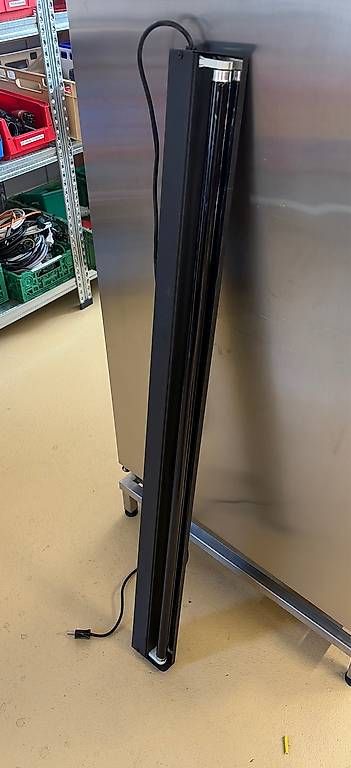 Lampade: UV Röhre Steckerfertig – Usato da Konolfingen venduto da sil_qrx8 1