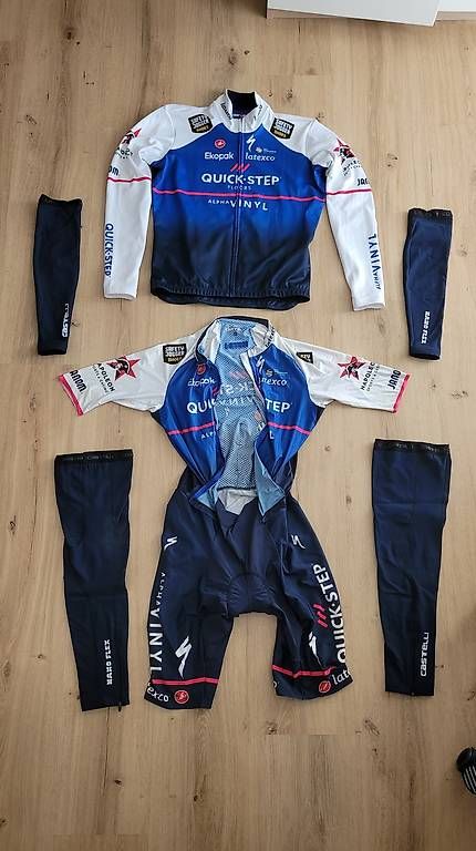 Lotti di vestiti: Radbekleidungsset Castelli Quickstep – Usato da Ruswil venduto da Ram79