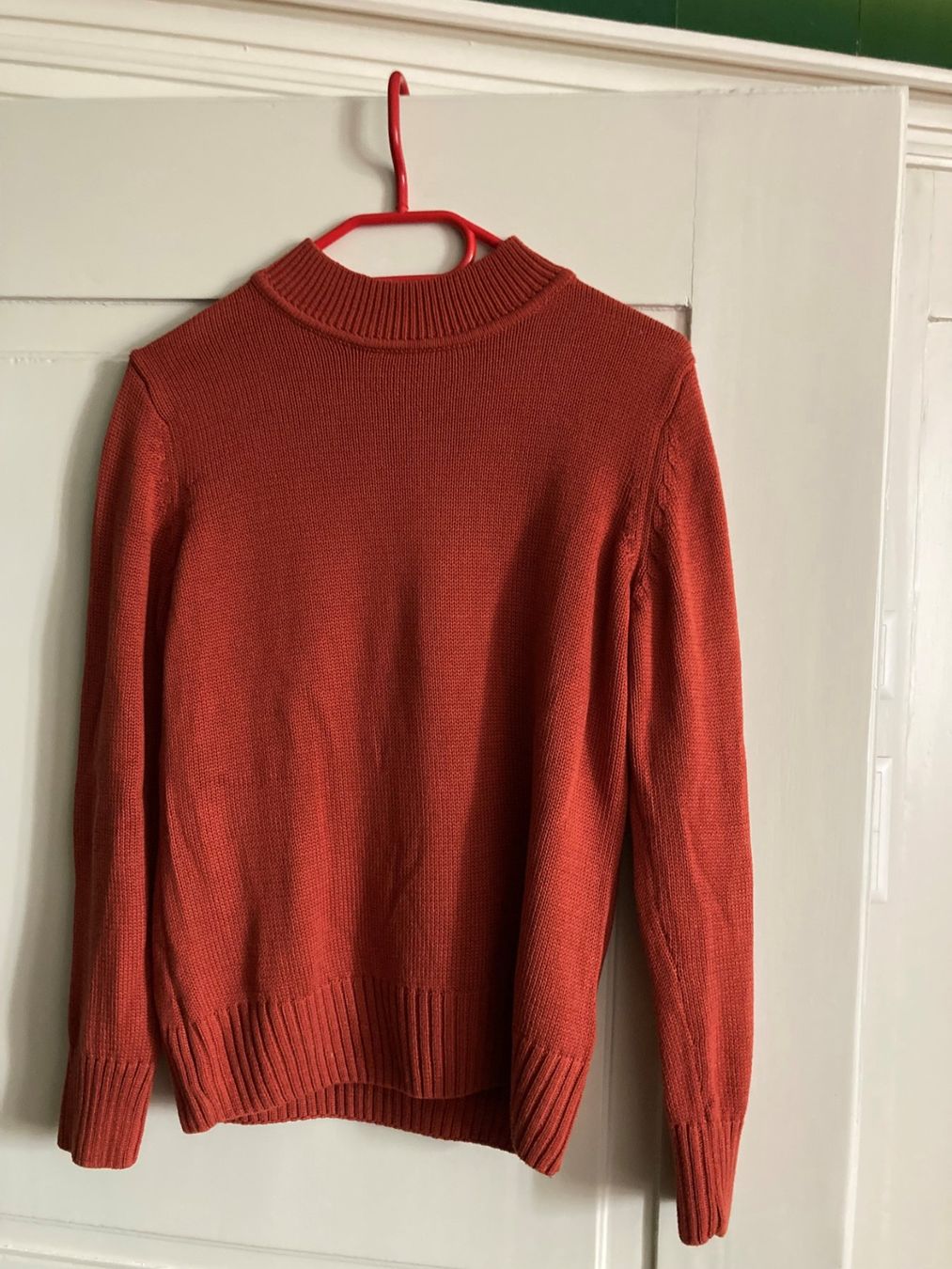 Maglioni & Felpe: Pullover rostrot, neuwertig – Usato da Andelfingen venduto da bolino