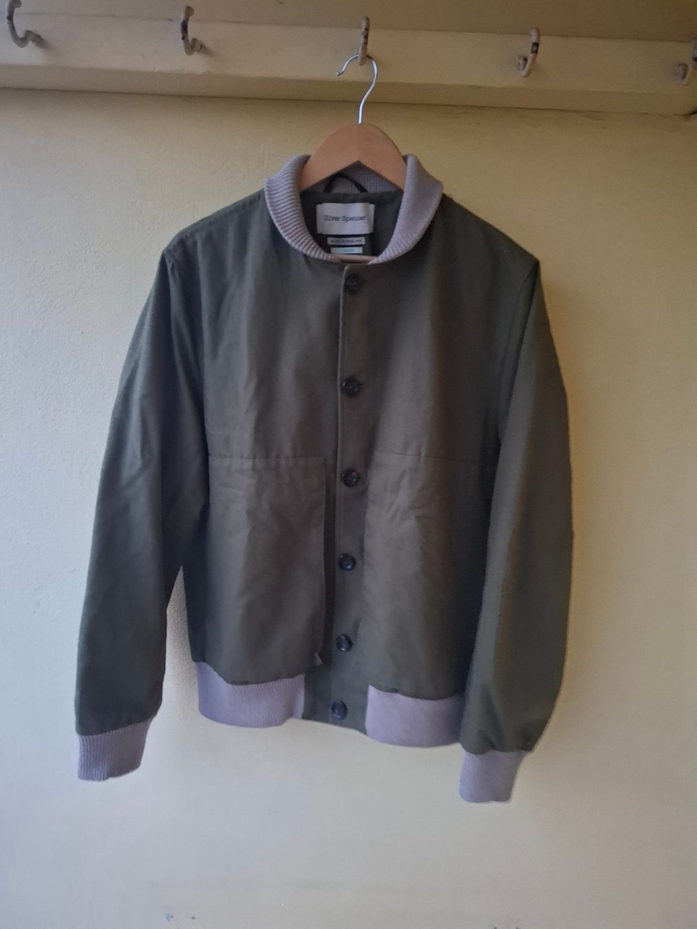Jacken: Oliver Spencer Bomber Jacke – Gebraucht aus Basel von gillussiuss