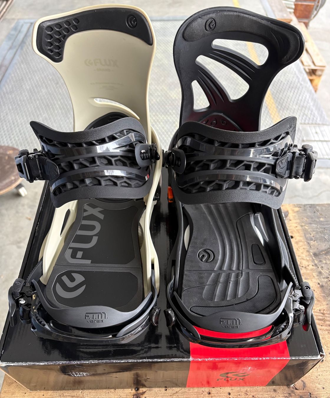 Attacchi: Snowboard-Bindung von Flux – Nuovo (secondo la descrizione) da Rodels venduto da julietta.libero