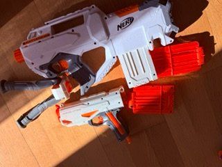 Nerf Spielzeuge: Nerf N-Strike Elite Infinus Nerf Modulus Mediator Stock Blas – Gebraucht aus Brütten von Style-Snob 1