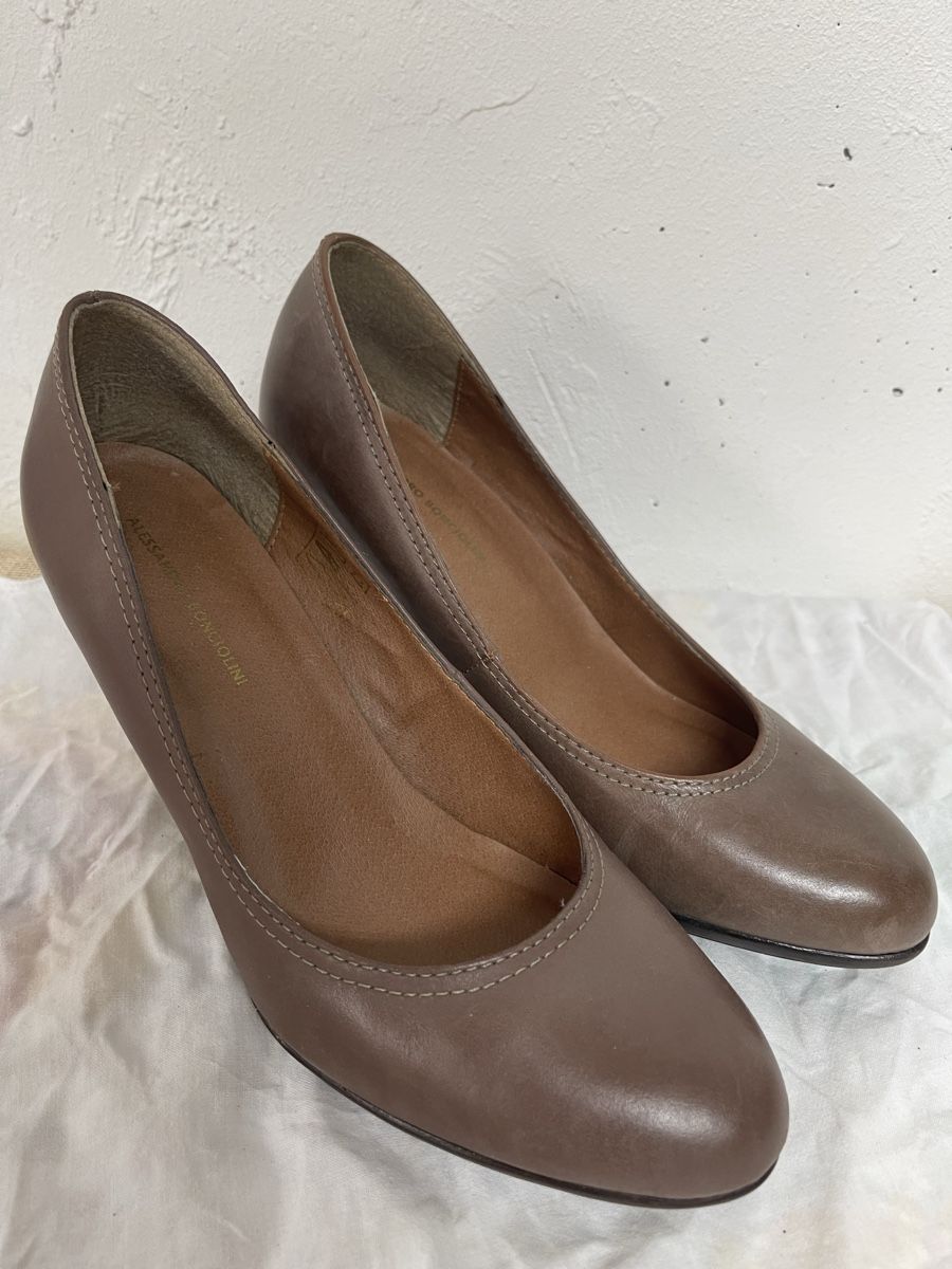 Damenschuhe: Alessandro Bonciolini Pumps aus Leder, Gr. 37 – Gebraucht aus Meikirch von Hilfe_Waisentiere 1