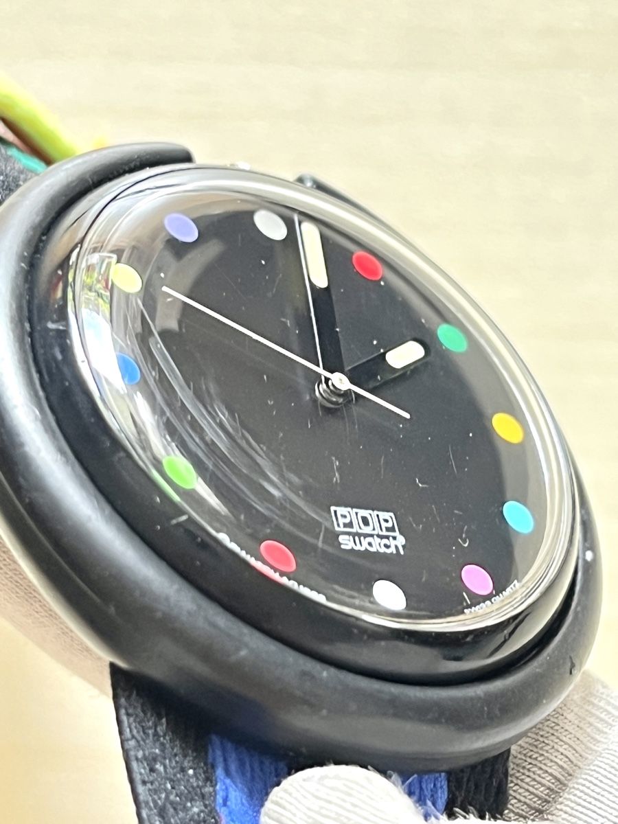 Swatch Orologi: Swatch POP Uhr schwarz bunte Punkte  – Usato da Grenchen venduto da chththl 4