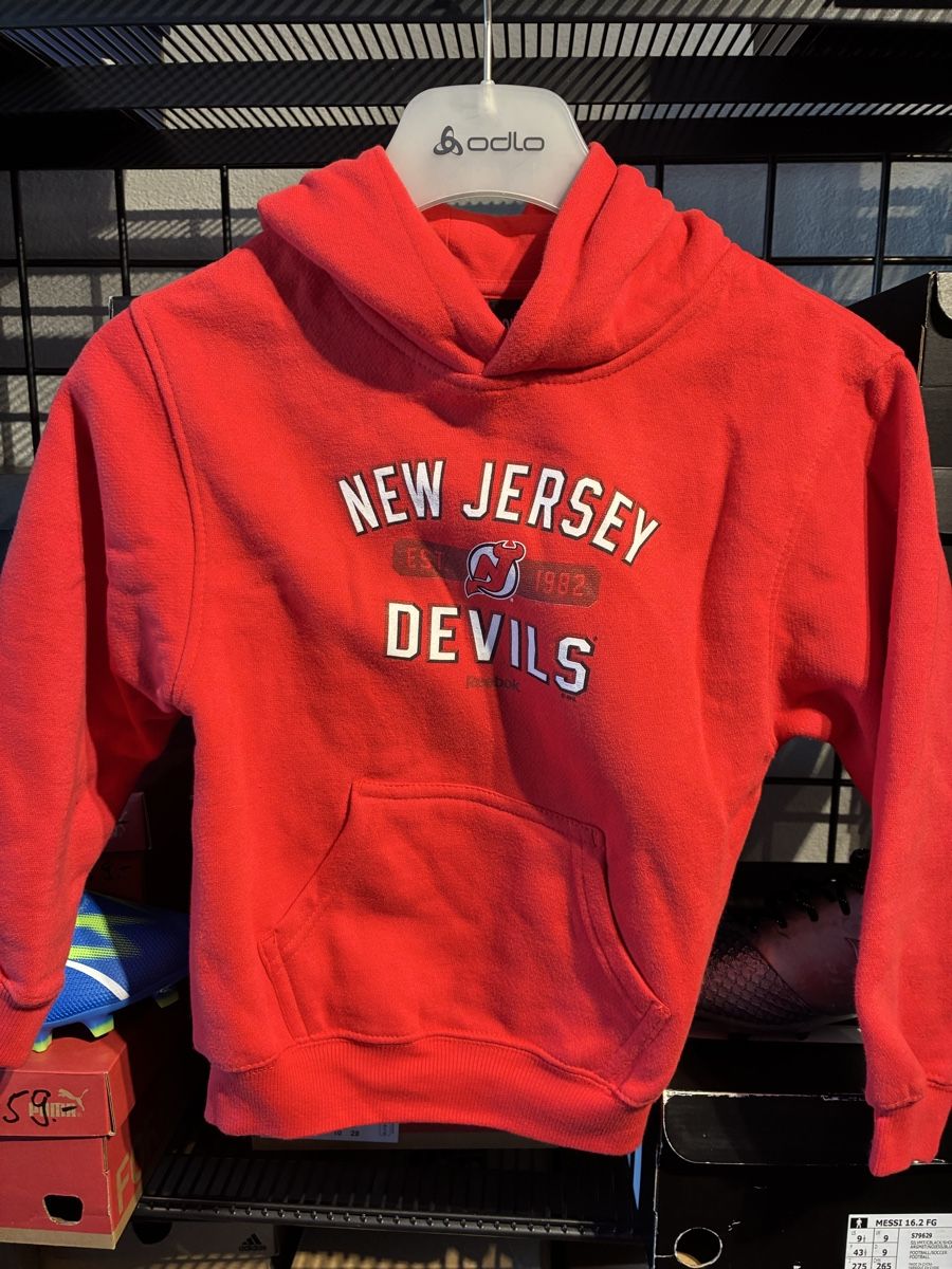 Reebok Pulls et sweat-shirts: Kapuzenpullover New Jersey Devils rot Grösse S neu – Neuf avec emballage d'origine à Zürich par Msirco