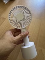 Handventilator inklusive Ladekabel