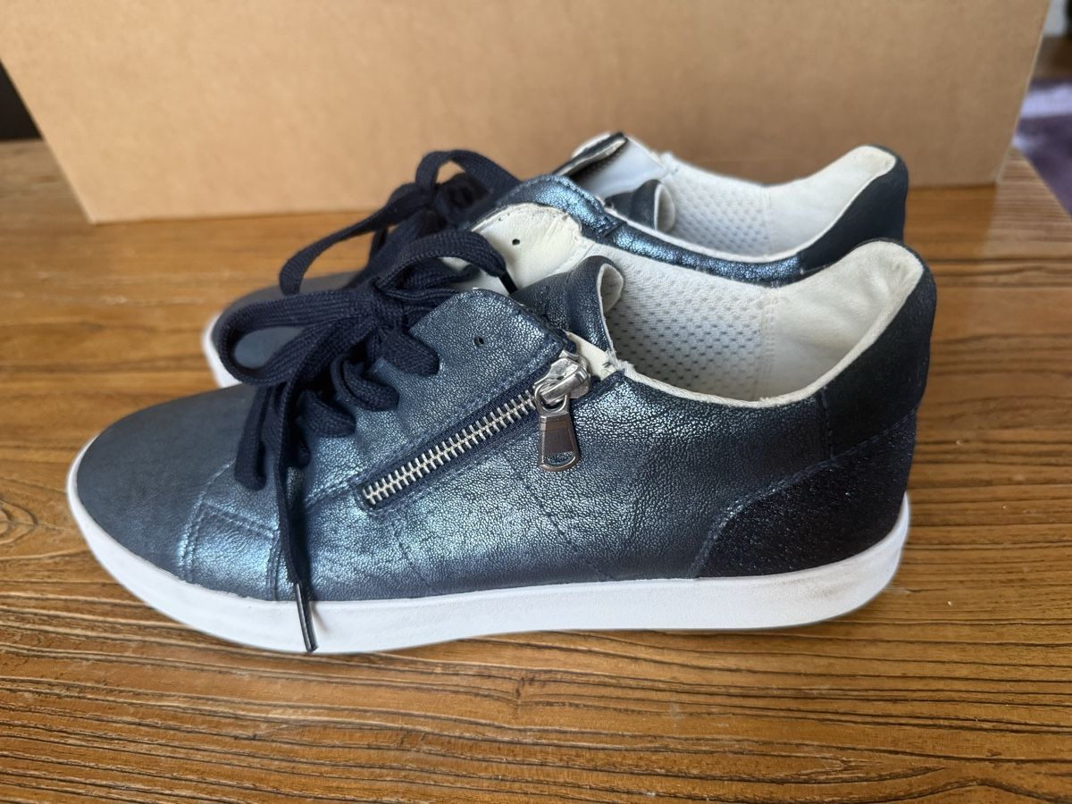Geox Chaussures femmes: Geox D Blomiee sneakers, size 39. New – Neuf (Voir description) à Veyrier par EleMast