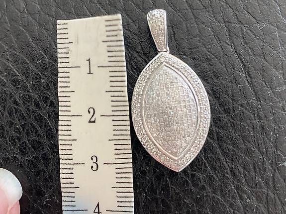 Ciondoli: Hübscher Anhänger Silber 925 – Nuovo e nell'imballaggio originale da Wollerau venduto da luxury_82 2