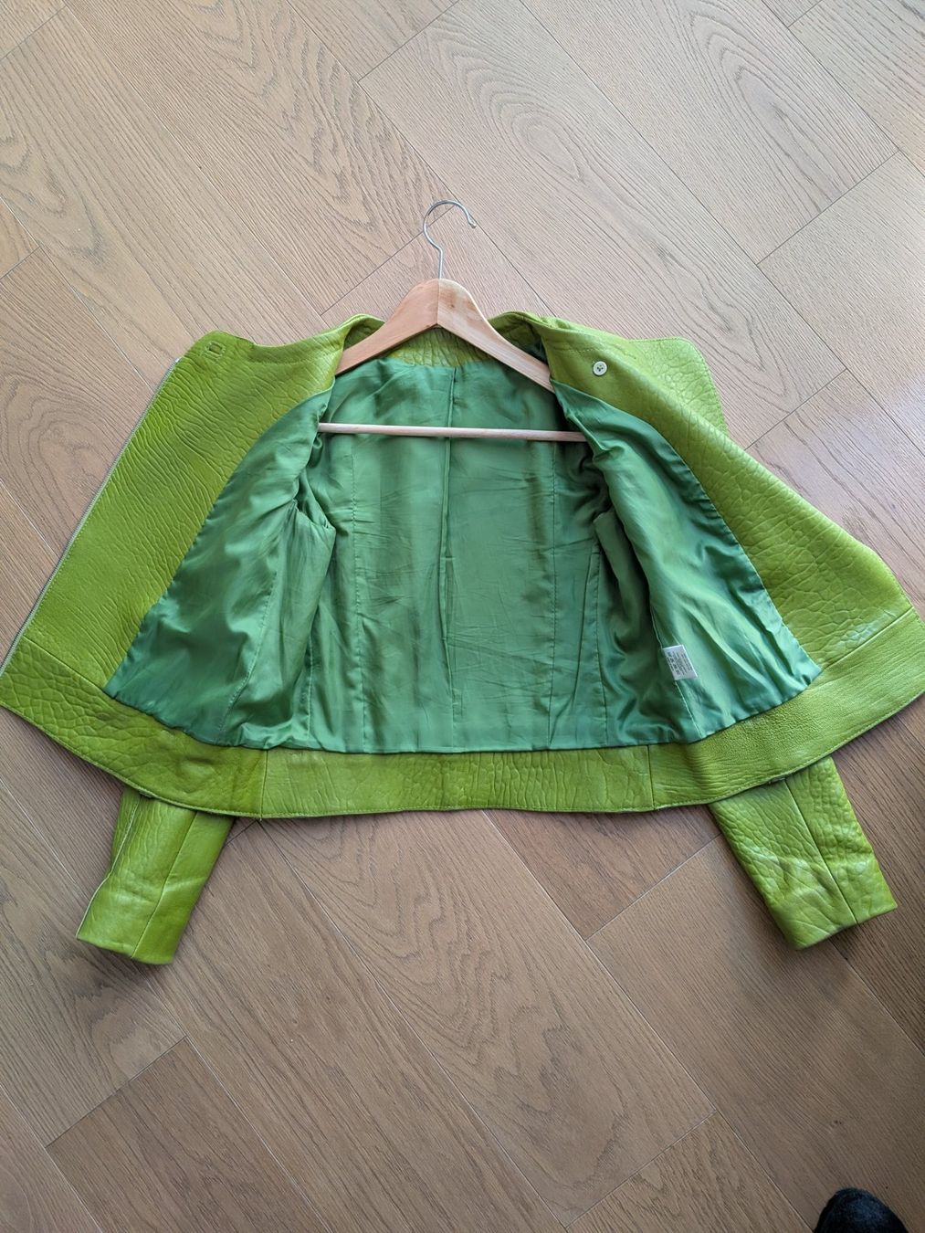 Giacche: Wunderschöne, grüne Carven Lederjacke – Usato da Zürich venduto da vdenisa1 1