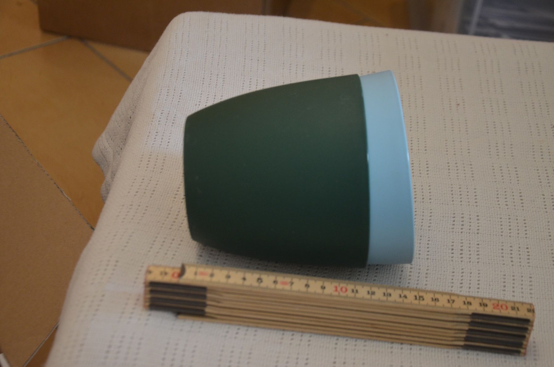 Vasen & Gefässe: 2 STUCK VASE PLASTIK – Gebraucht aus Chiasso von Dolly015 1