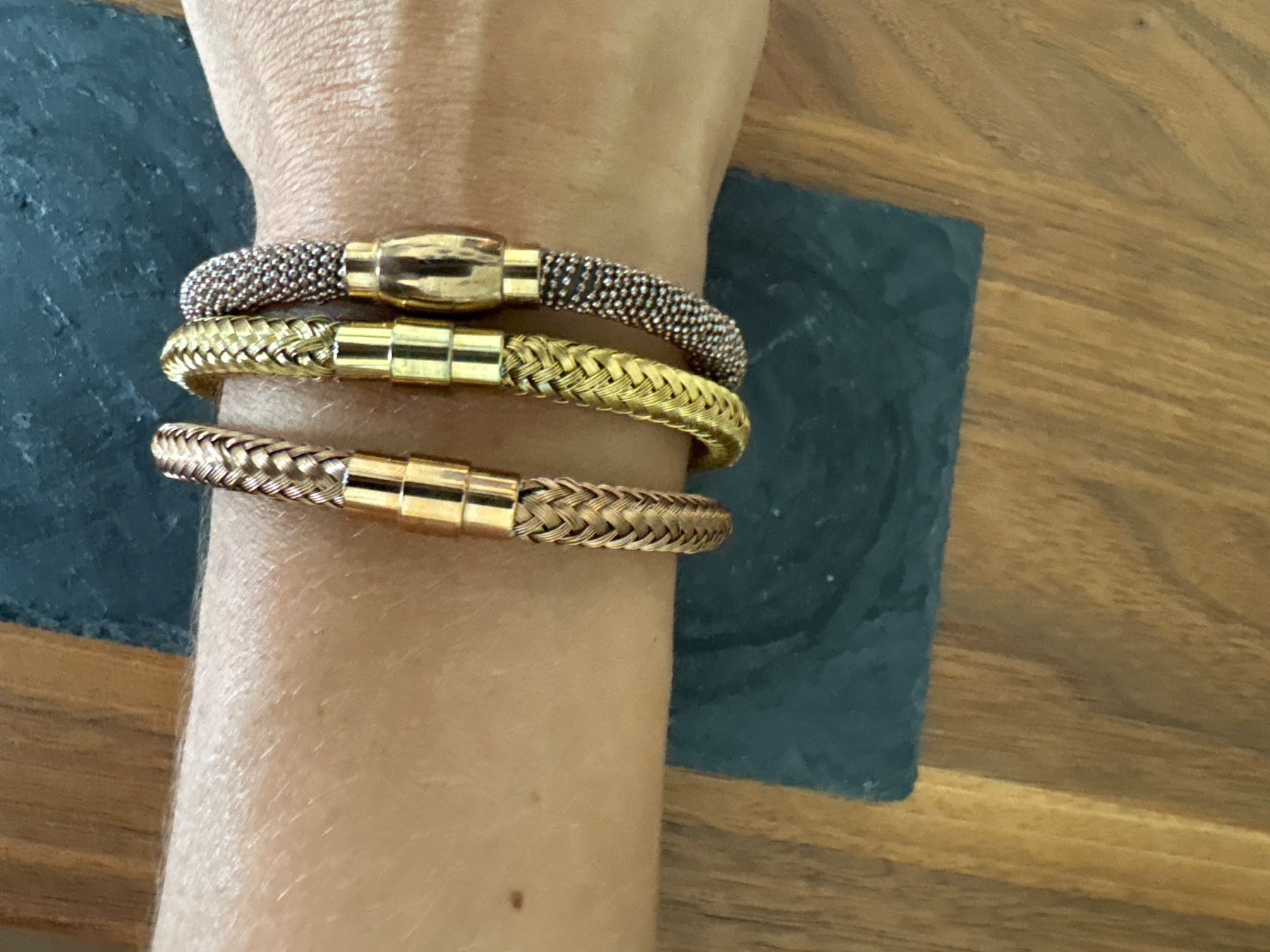 Bracciali & Braccialetti: 4 Armreifen New One by Shullin – Usato da Mellingen venduto da mus_n5hr 7