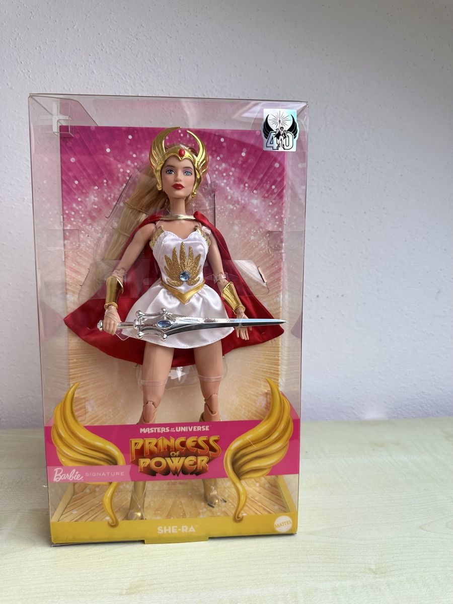 Poupées: Barbie Marvel Princess Power – Neuf avec emballage d'origine à Zürich par Kat_5557 3