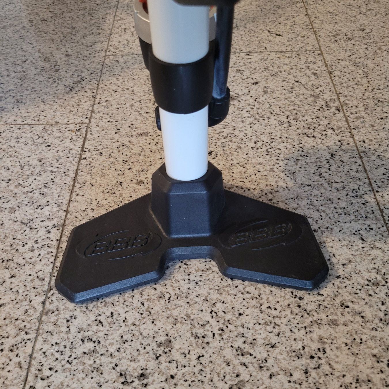 Pompe: BBB AIRBOOST Standpumpe mit Manometer - Neuwertig – Usato da Dörflingen venduto da tucson16 5