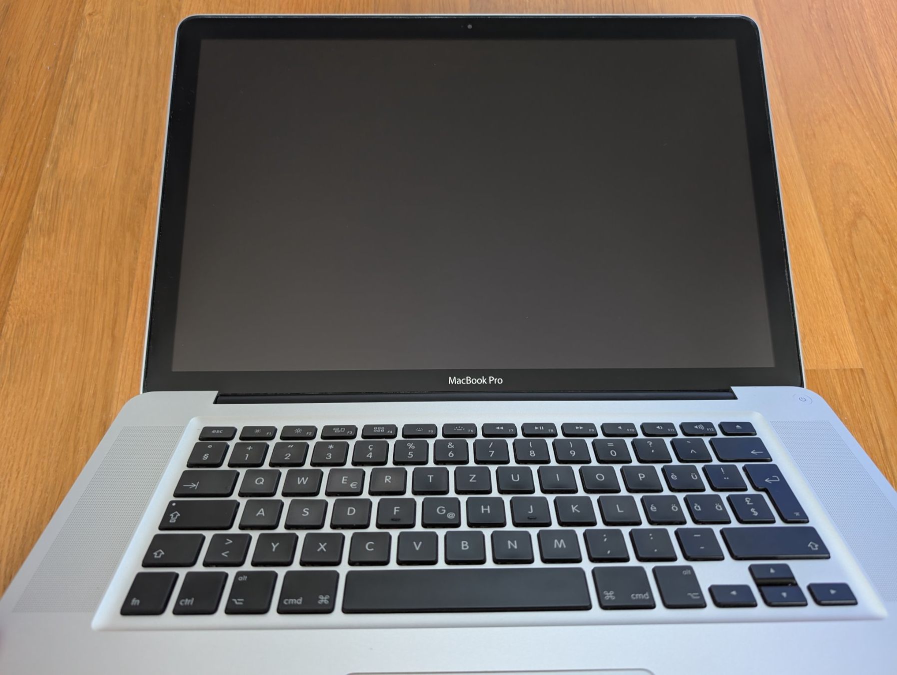 Apple Notebook: Apple MacBook Pro 15 Mid 2012 A1286 SSD i7 GeForce Office – Usato da Meyrin venduto da pc1parts 3