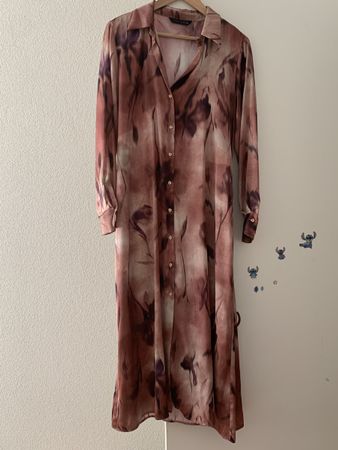 Kleid Zara Blumenmuster Grösse L guter Zustand
