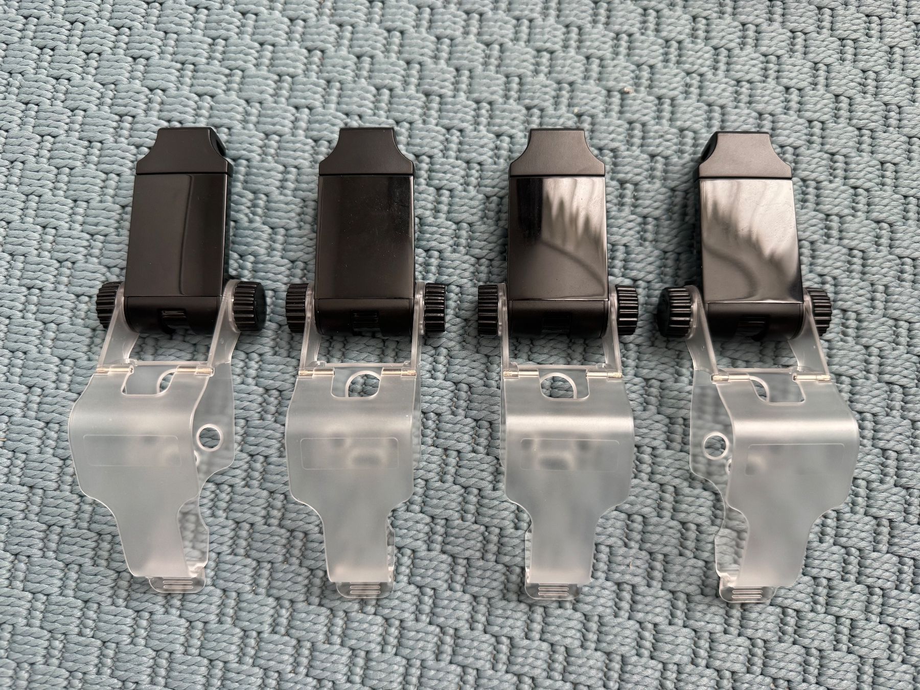 Microsoft Manettes: 4x XBox Controller inkl. Vierfachhalterung – Neuf (Voir description) à Solothurn par Niyzuh 3