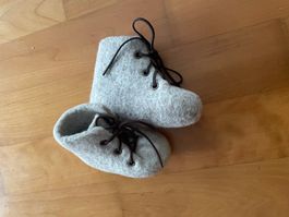 NEU Handgemachte Baby-Wolleschuhe