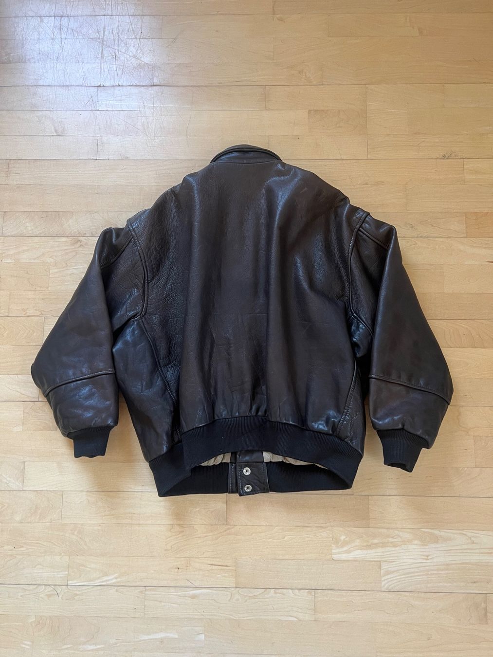 Giacche: Dunkelbraune Vintage-Bomber-Lederjacke – Usato da Biel/Bienne venduto da raphaelyconrad 4