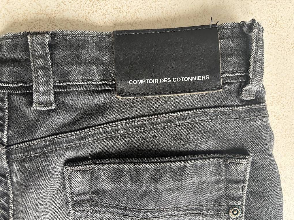 Comptoir des Cotonniers Jeans: Damen Jeans Comptoir des cotonniers – Usato da Oberengstringen venduto da exmex