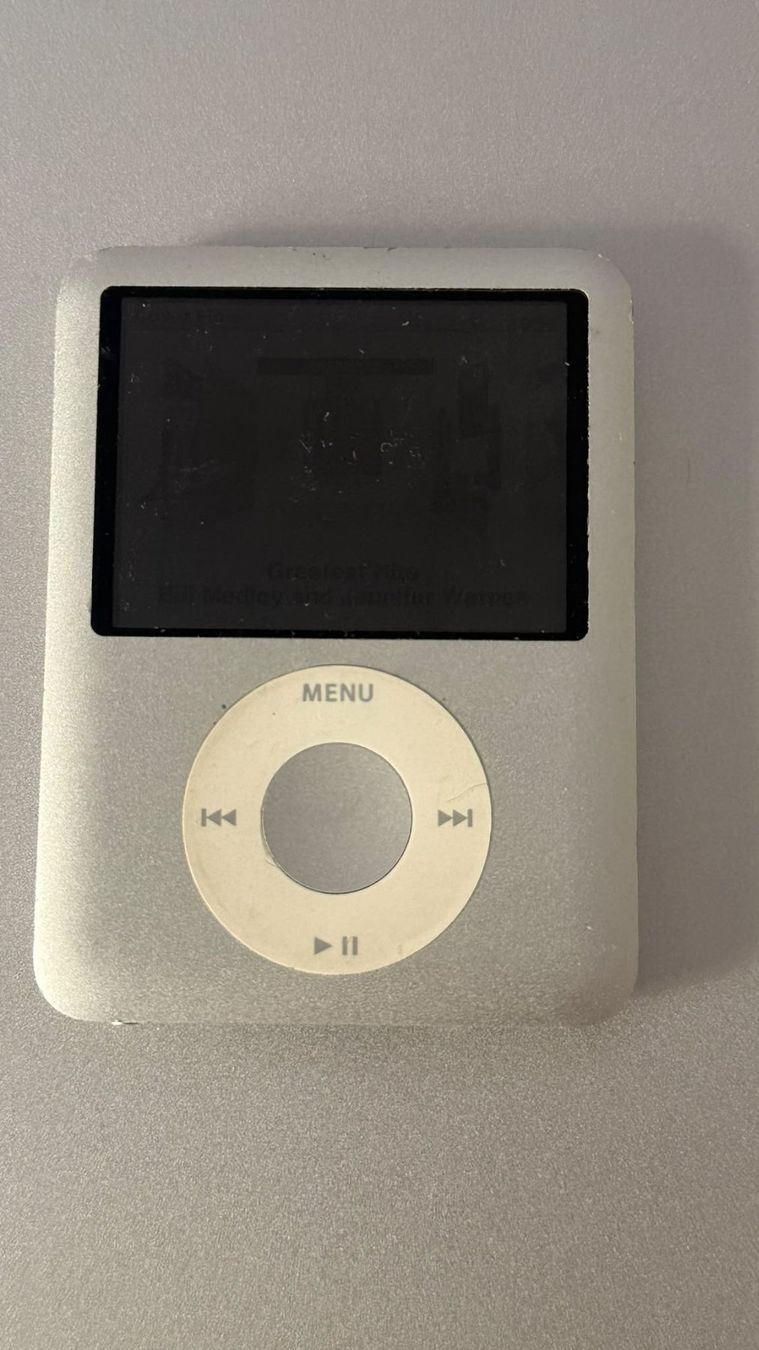Apple Tragbarer Mediaplayer: Apple iPod Nano 3eme Gen – Gebraucht aus Coppet von jcmichaca62 1