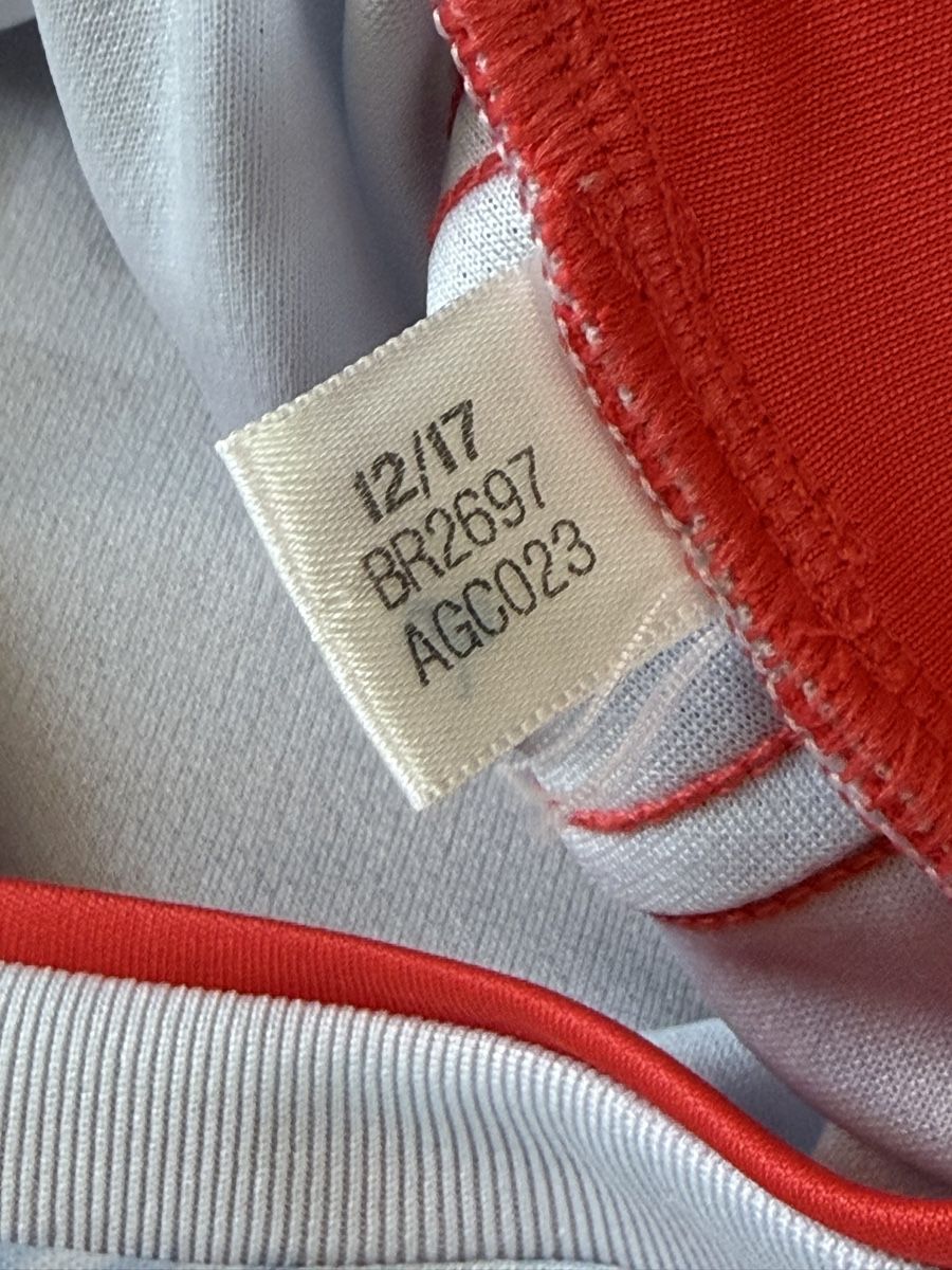 Adidas Canottiere & Pantaloni: Original Iniesta Spanien 2018 Trikot M – Usato da Burgdorf venduto da Shirtsy 4