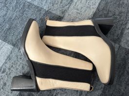 Trendige Damen Stiefel Stiefeletten Beige/Schwarz Gr 35