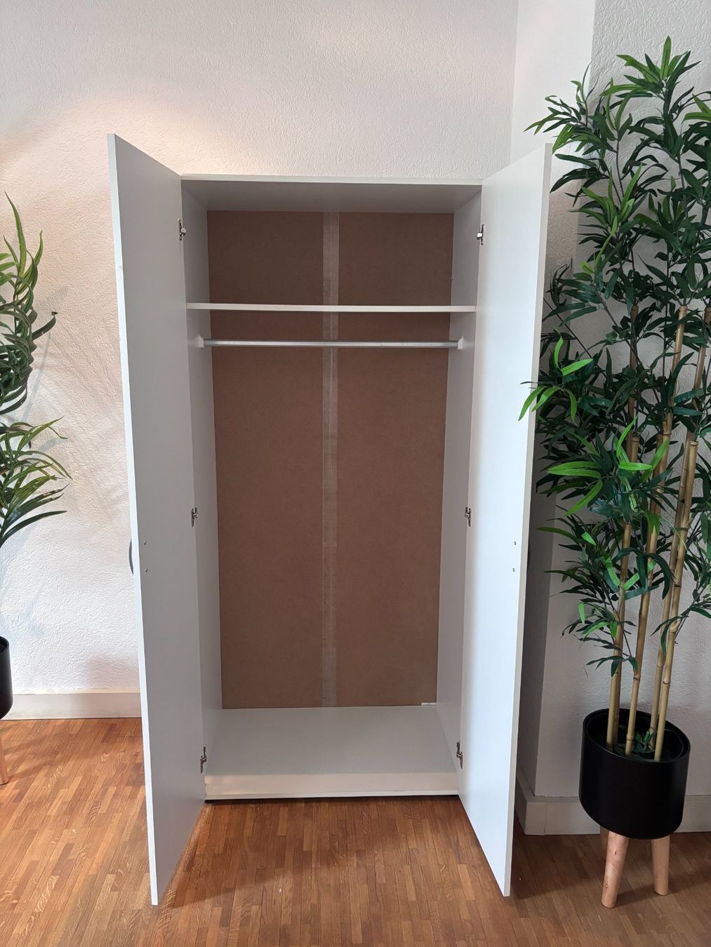 Armadi: Schrank – Usato da Winterthur venduto da Erpse01 1