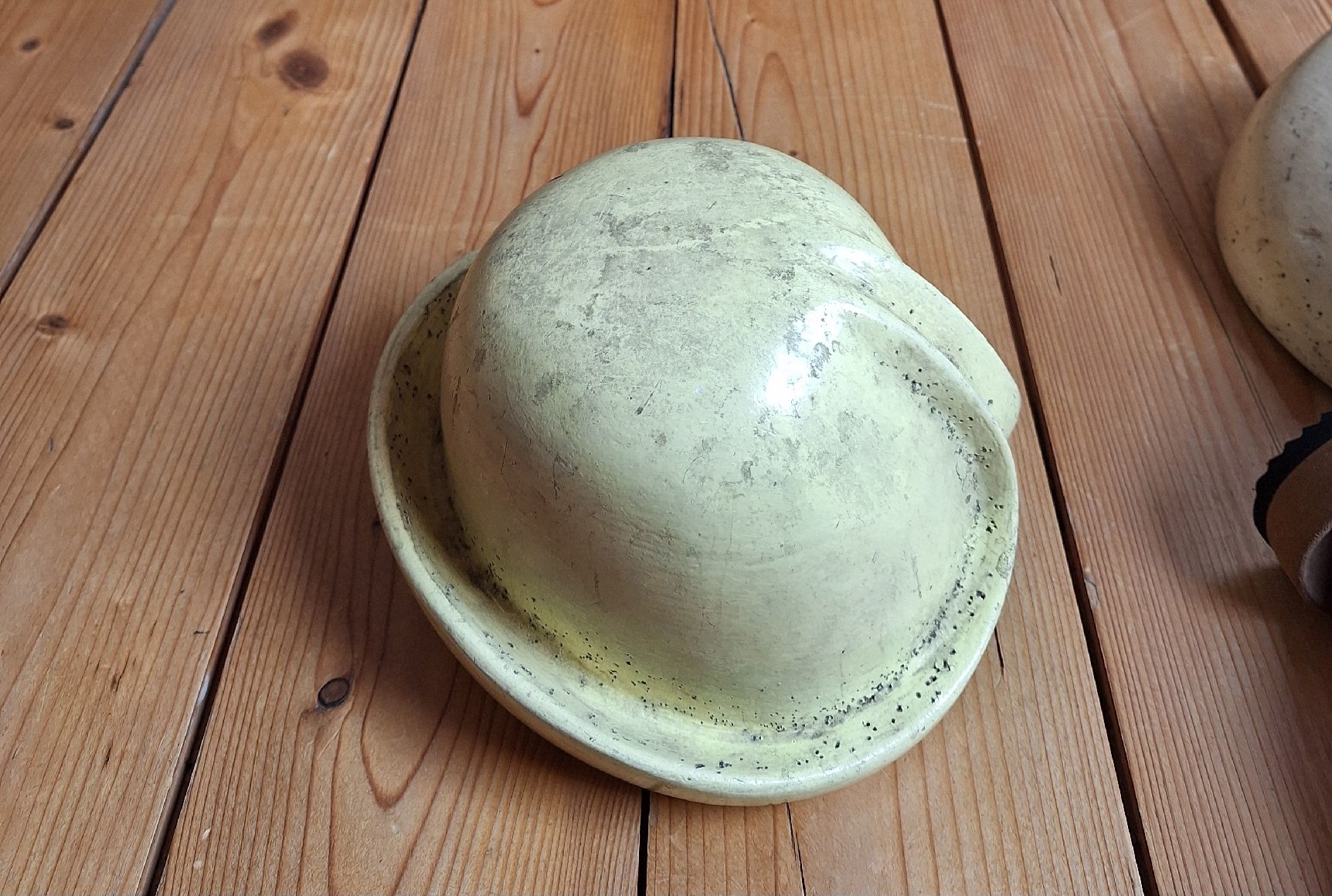 Copricapi, berretti & cappellini: 4 Vintage Hutformen Holz  – Usato da Züberwangen venduto da Christine55 5