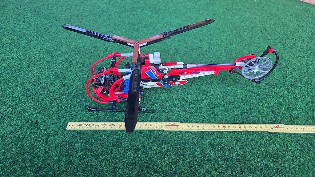Lego Giocattoli: LEGO Technic, Rescue Helicopter 2011 – Usato da Belp venduto da Yvi76 2
