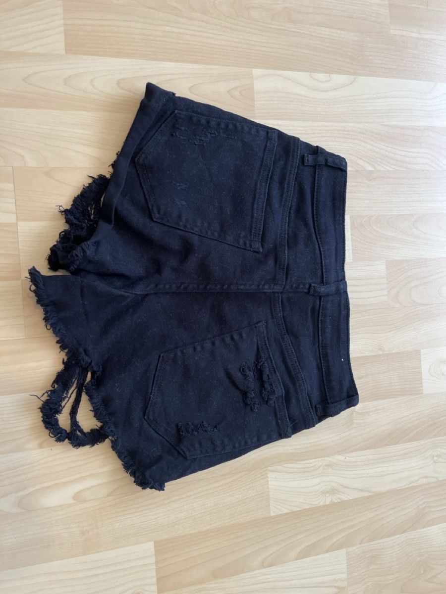 Jeans: Kurze Hose – D'occasion à Holziken par ale_h6sl 1