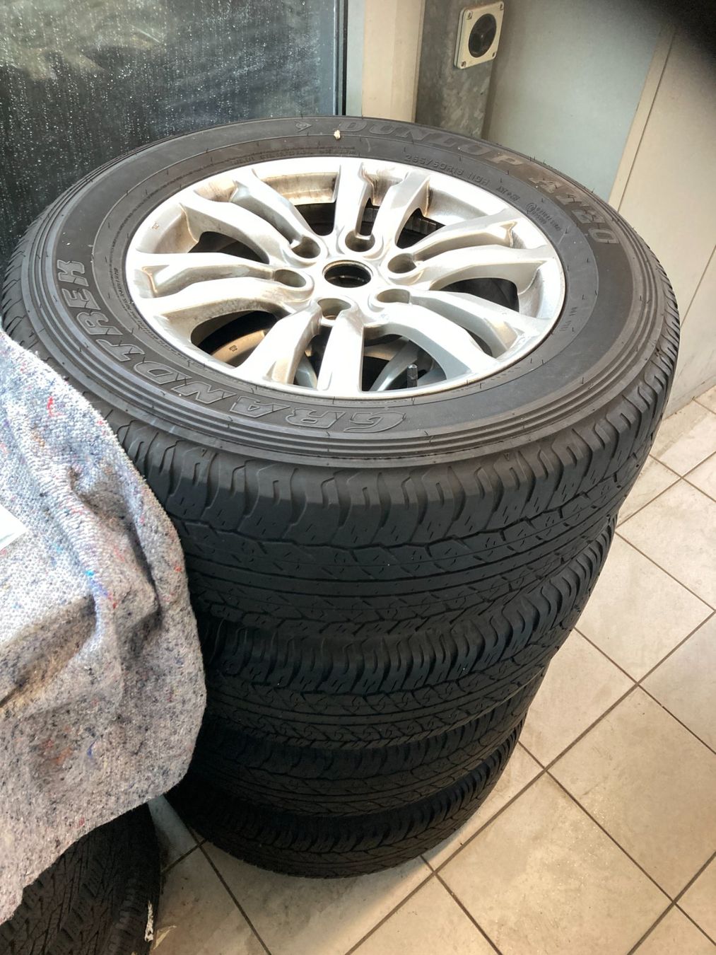 Fiat Pneumatici & Ruote complete: Fiat Fullback Sommerräder 265/60R18 – Usato da Cham venduto da WB2223
