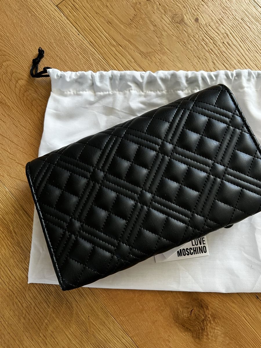 Moschino Sacs femmes: Handtasche – Neuf avec emballage d'origine à Wölflinswil par iam_g9gb 6