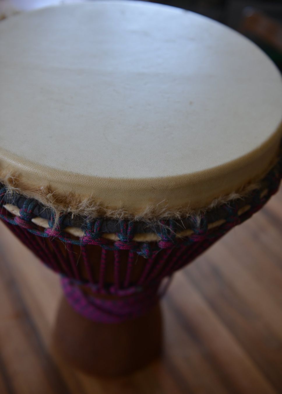 Musikinstrumente: Profi-Djembé, grosser Durchmesser, Westafrika – Gebraucht aus Bern von HansJon 1