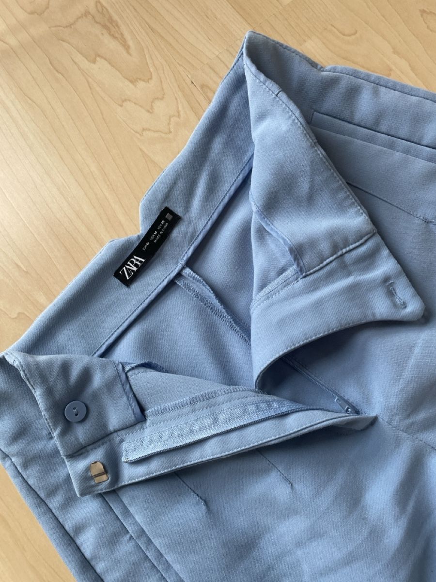 Zara Pantaloni: Zara Stoffhose, hellblau, Gr. M – Usato da Sissach venduto da nelimas 1