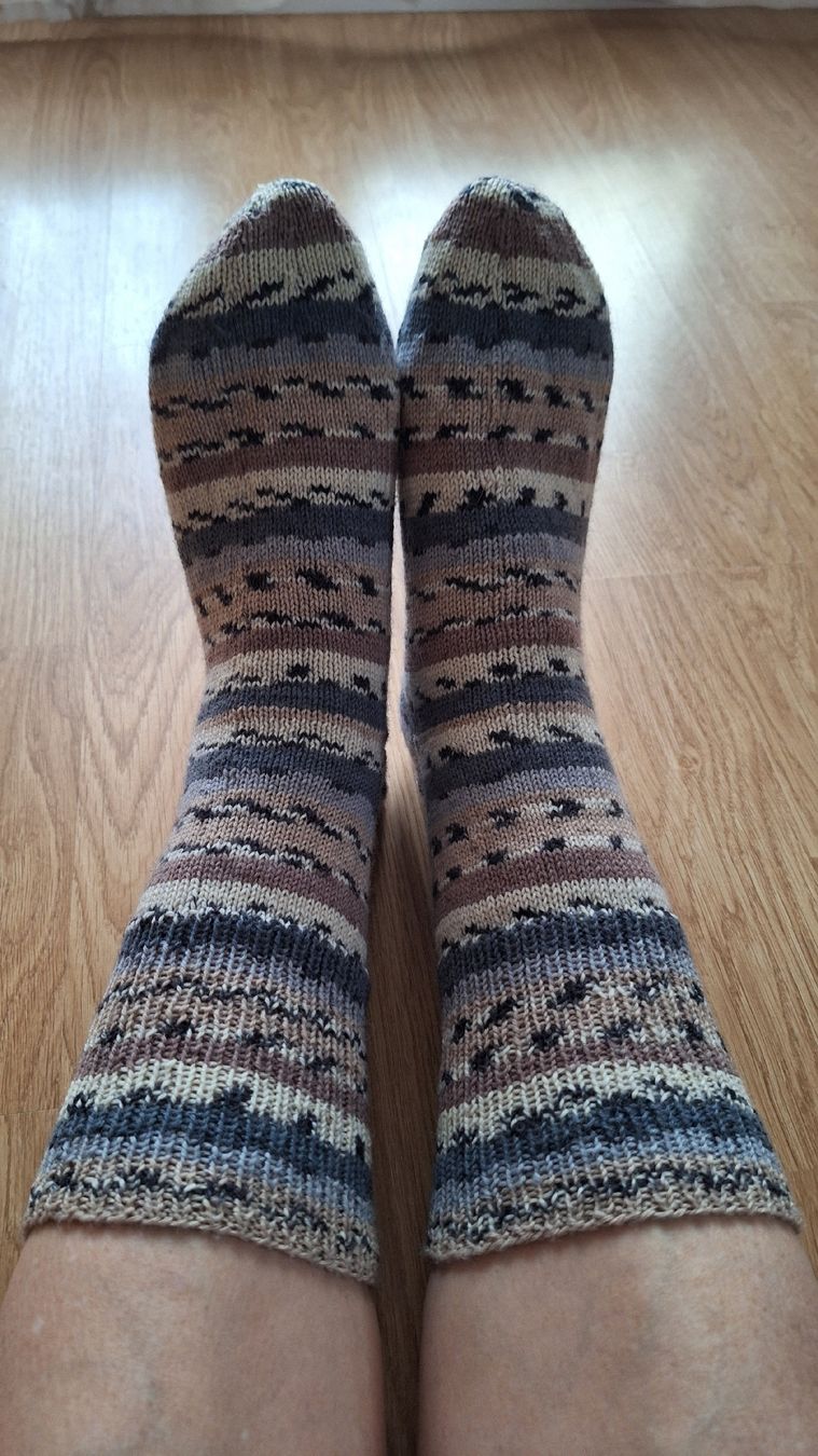 Socken: Warme Wollsocken Gr. 42, breite Form – Neu (gemäss Beschreibung) aus Lützelflüh-Goldb von bli_f2v9 1