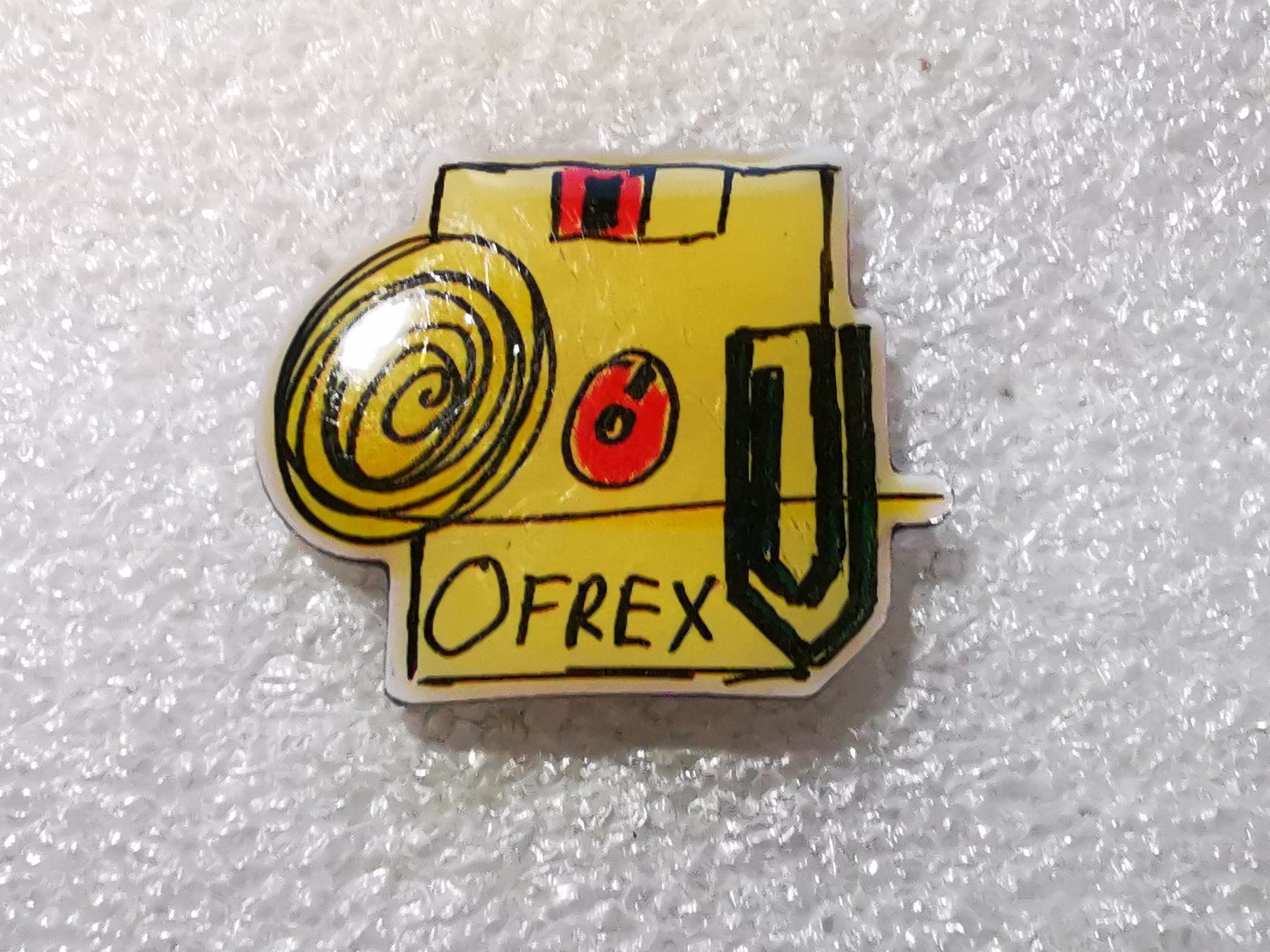 Placchette & Badge: Ansteckpin 52: Ofrex – Usato da Oppligen venduto da Pin-Fall-Shop