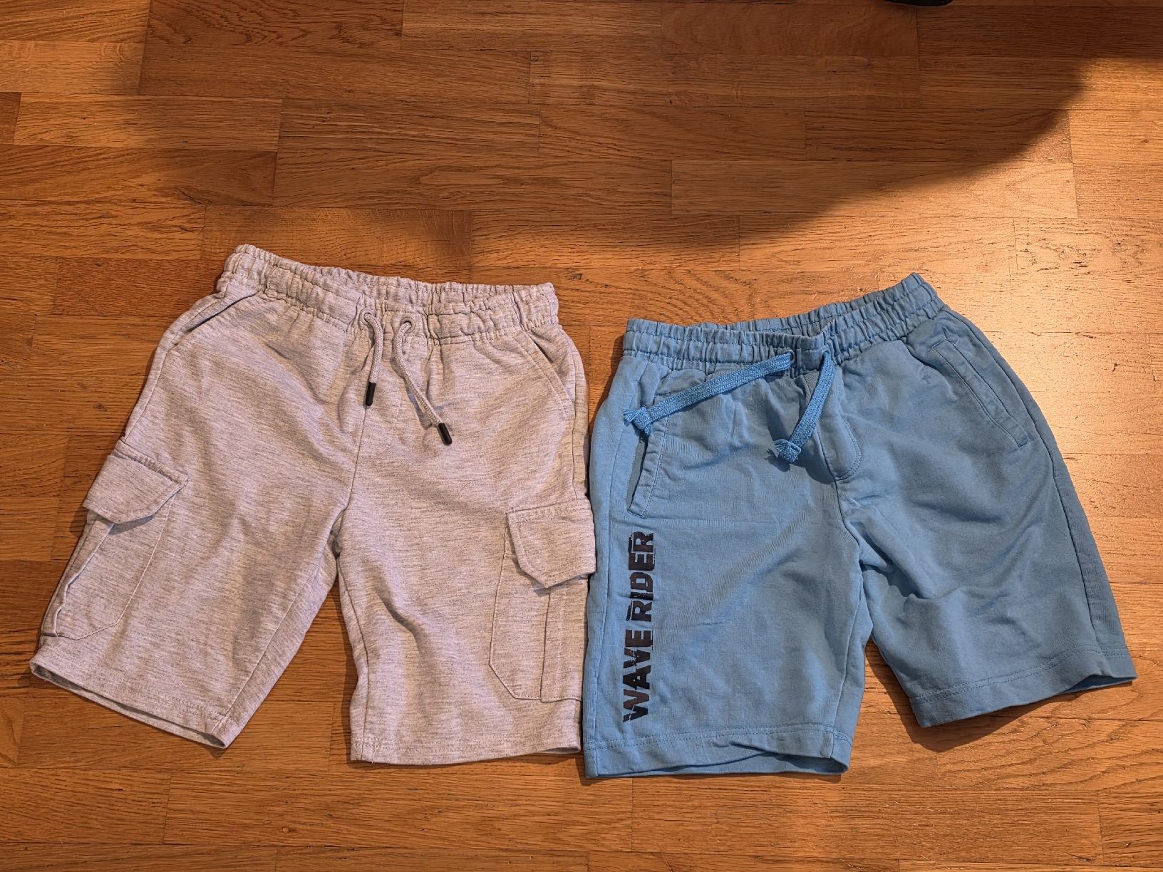 Hosen: 9 Kinder Shorts gr 152 – Gebraucht aus Birmensdorf ZH von eva_9hvs 1