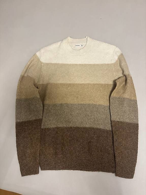 Maglioni & Felpe: maglione invernale – Usato da Carabbia venduto da fab_6y2g