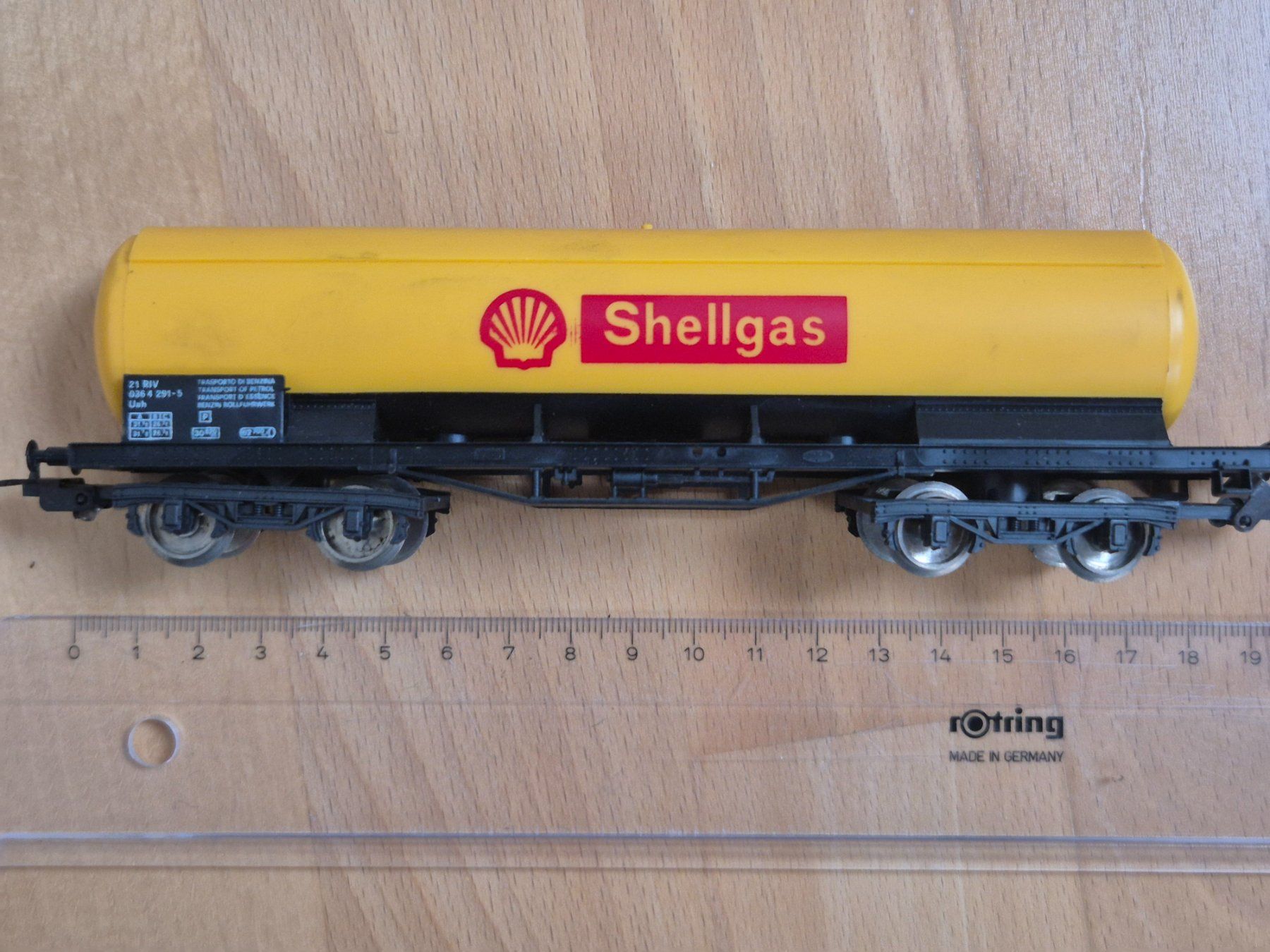 Lima Modellini di ferrovie: Tankwagen - Modellbahn H0 (Shellgas) – Usato da Wetzikon ZH venduto da Gterl 1