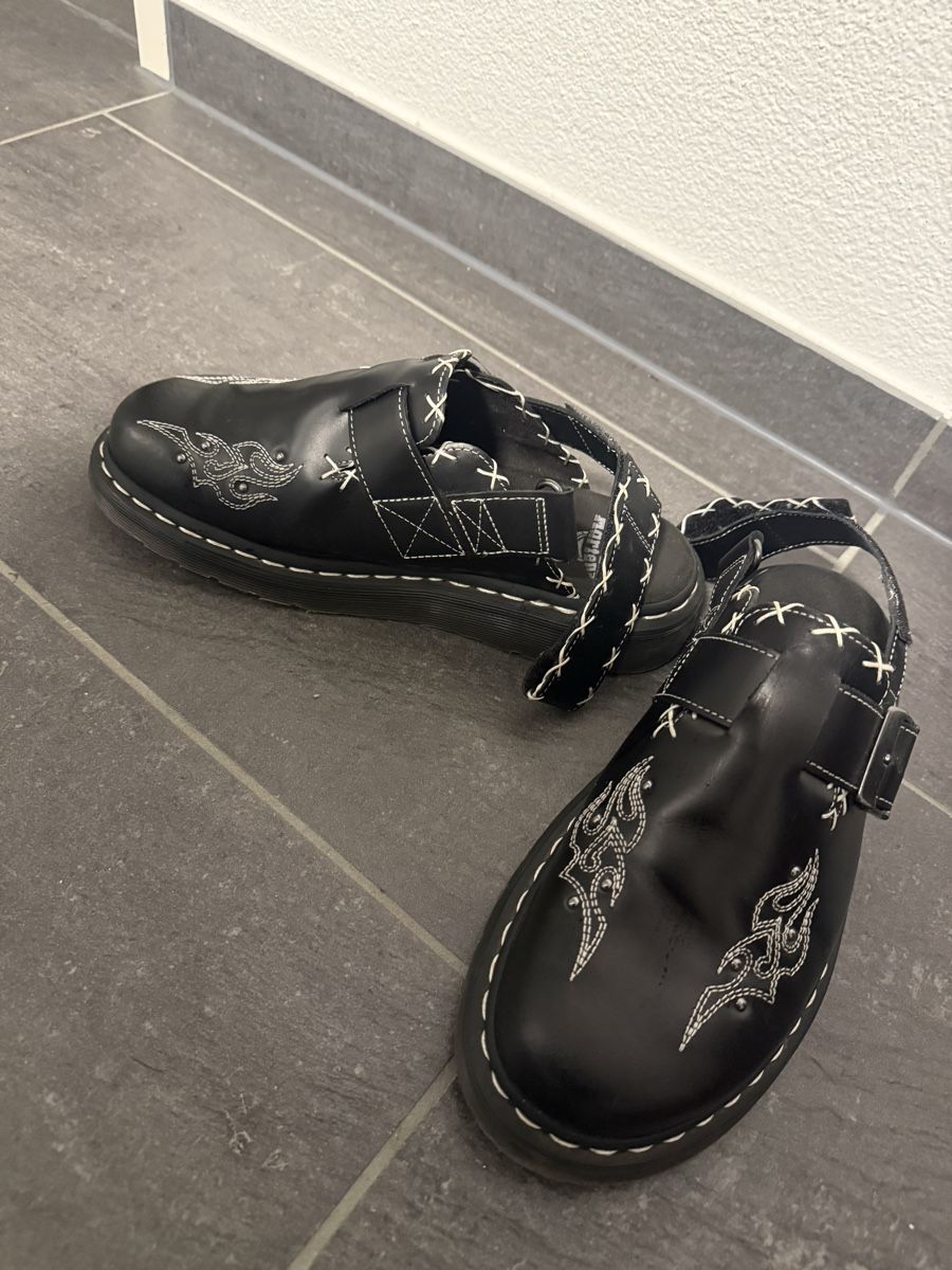 Dr. Martens Scarpe da uomo: DR. Martens Jorge II Gothic Mules gr.40 – Nuovo (secondo la descrizione) da Muri AG venduto da zva_7mym 4
