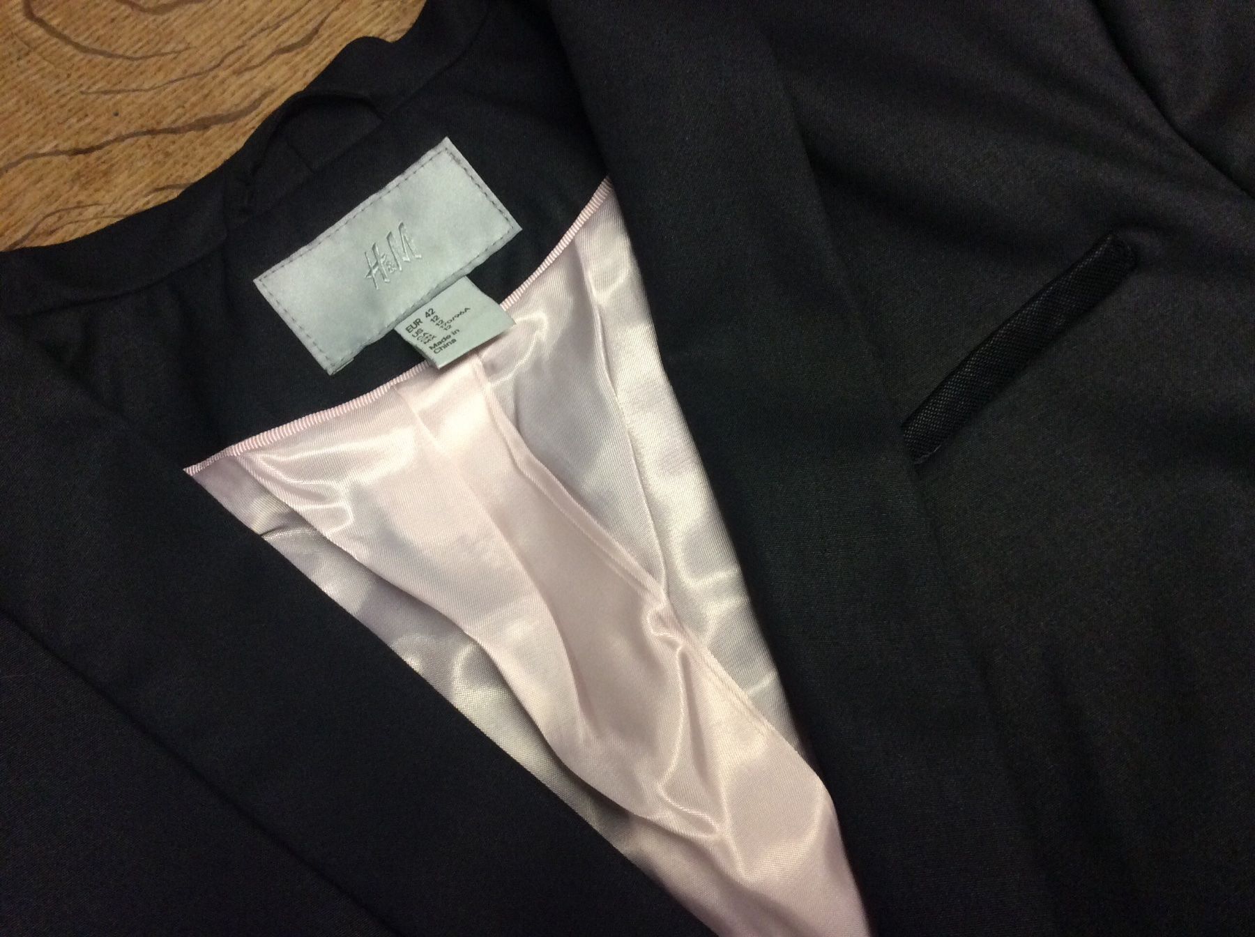 H&M Giacche: BLAZER GR.42/L anthrazit/schwarz edel H&M – Usato da Frauenfeld venduto da Boldi46 1