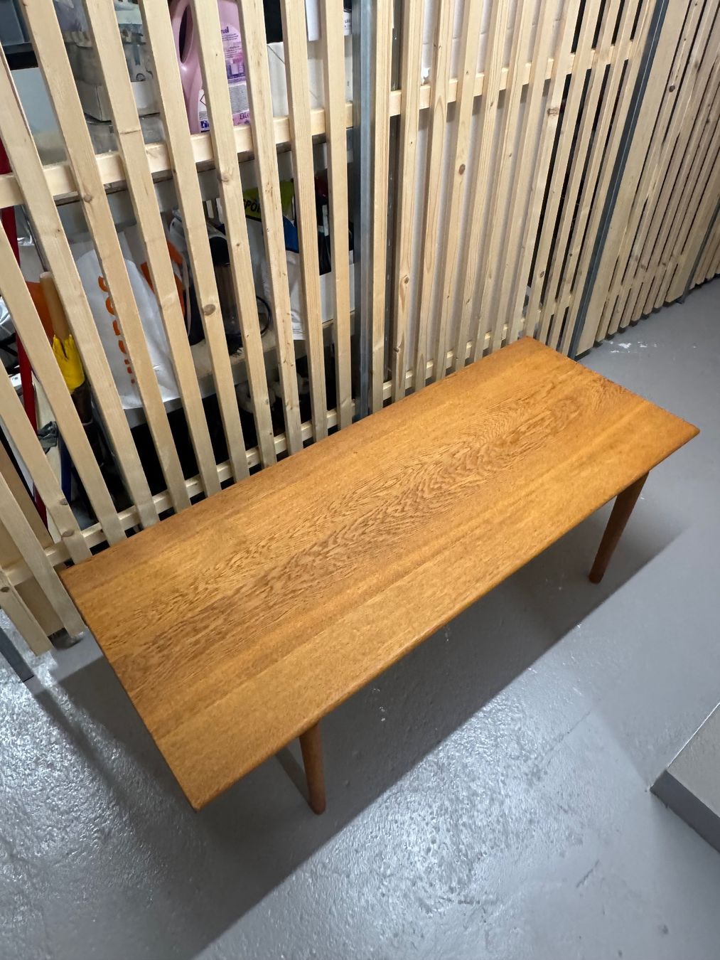 Tavoli: Hans Wegner Salontisch 15 – Usato da Glattbrugg venduto da Ohlivia 1