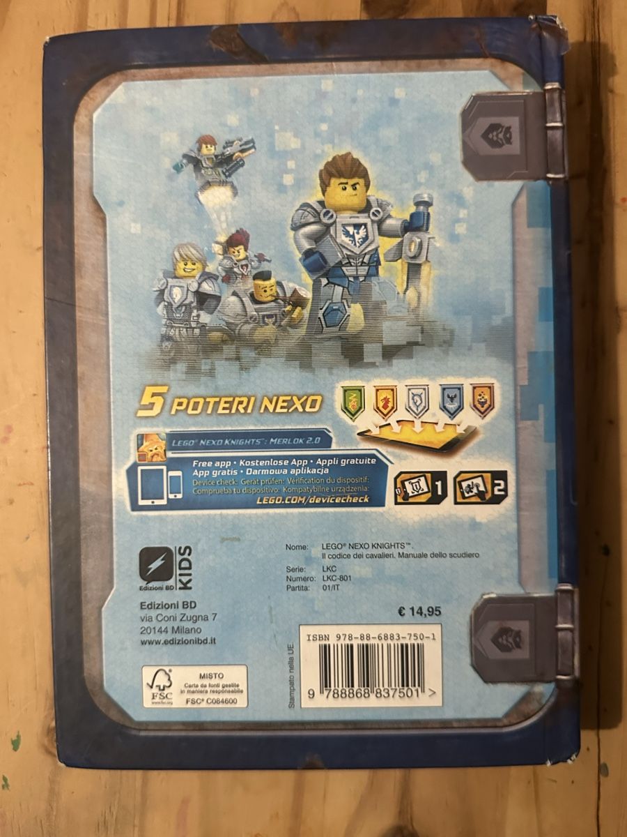Bücher: Lego Nexo Knights Buch Il Codice dei Cavalieri IT – Gebraucht aus Fahrwangen von lya_n6l6 1