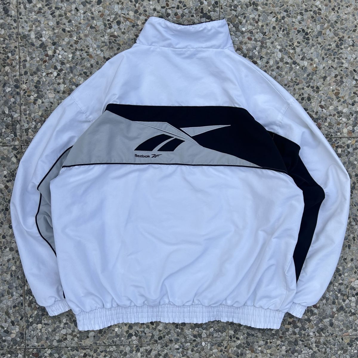 Reebok Giacche: Vintage Reebok Track Jacket White – Usato da brent venduto da fukusapes 4