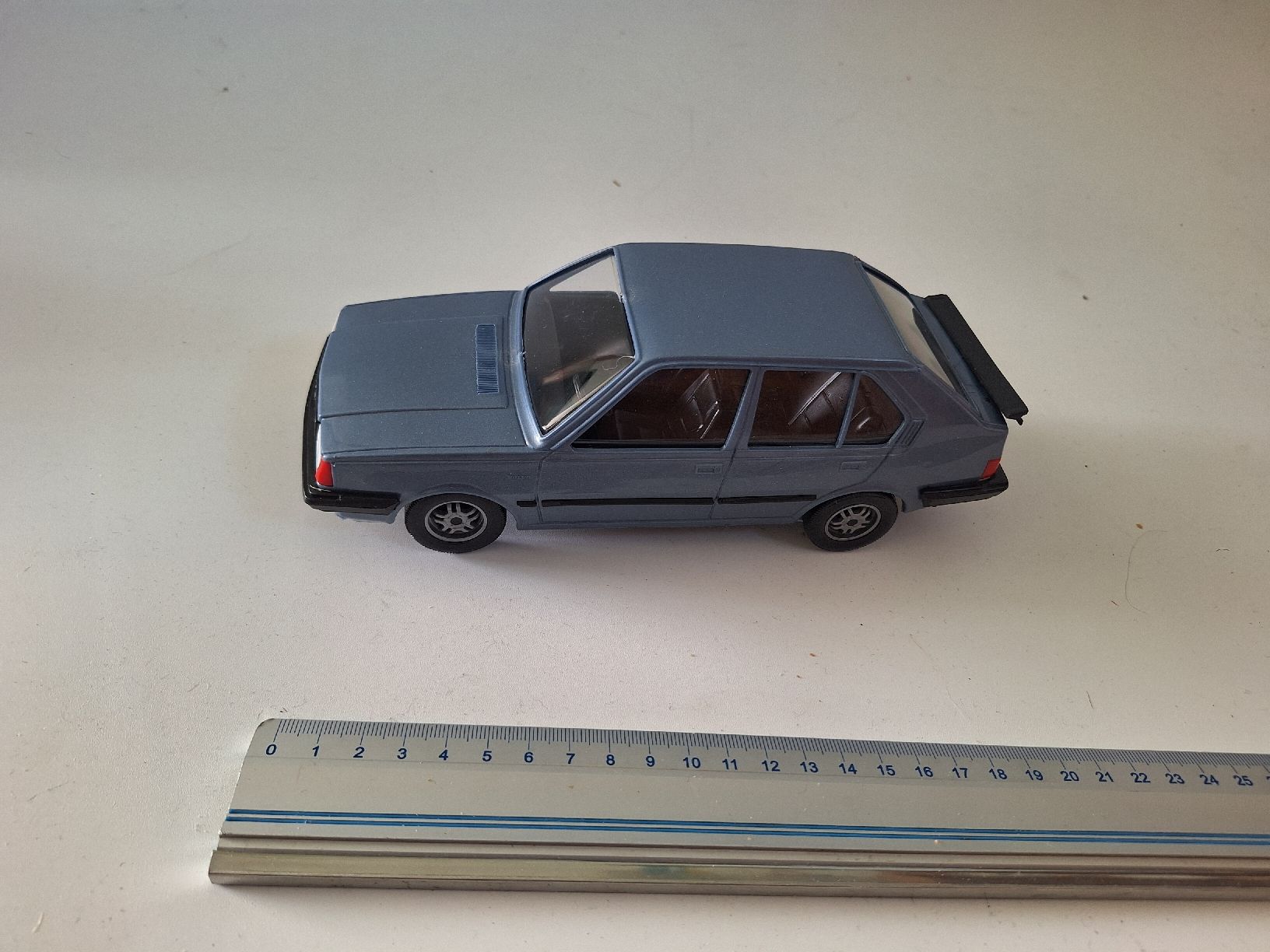 Volvo Modellini d'auto: Volvo 360 GLT Modellauto – Nuovo (secondo la descrizione) da Künten venduto da Dfog 3