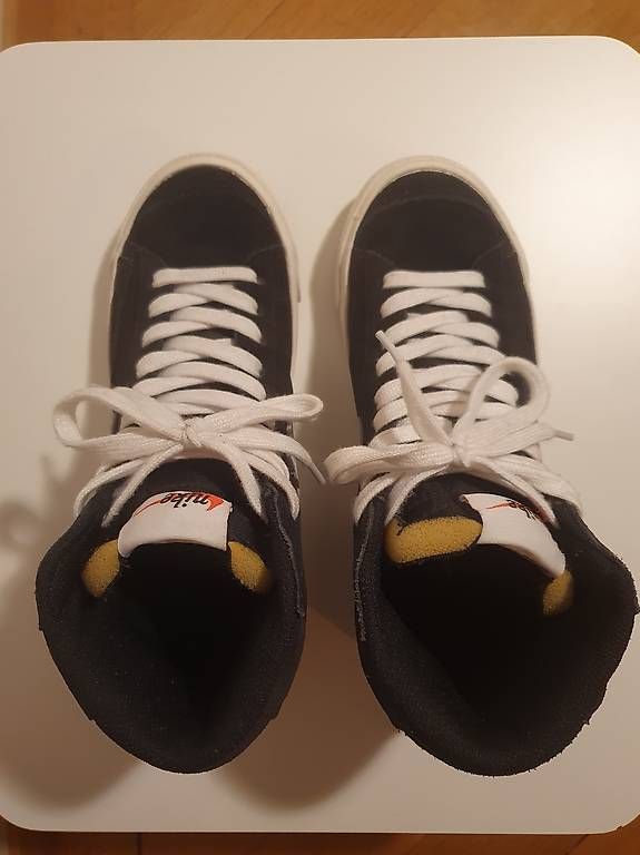 Nike Scarpe da uomo: Nike Blazer Mid "77 Vintage" / Grösse 36 – Usato da Bern venduto da PH85BE 1
