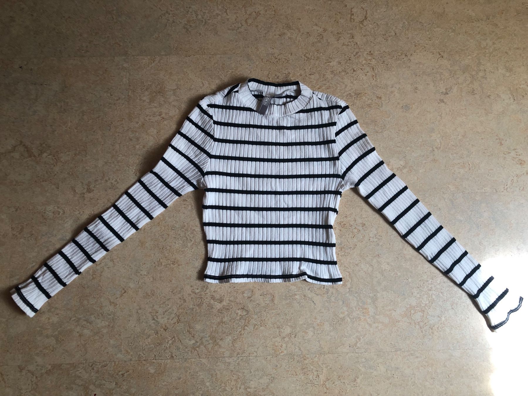 Asos T-shirt: ASOS gestreiftes Shirt 3XS – Nuovo (secondo la descrizione) da Brugg AG venduto da Vintage_und_Allerlei