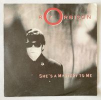 ROY ORBISON - SHE'S A MYSTERY TO ME